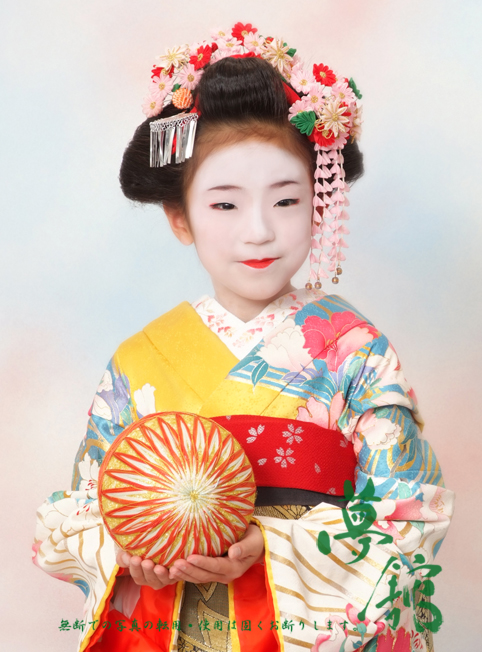 http://blog.yumeyakata.com/maiko/010704rinna-2.jpg