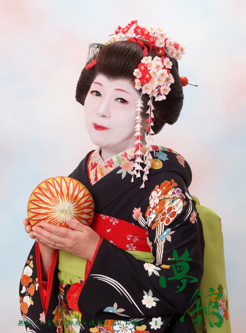 http://blog.yumeyakata.com/maiko/041301yasuyo-2.jpg