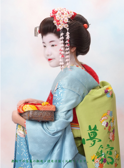 http://blog.yumeyakata.com/maiko/041501mina-2.jpg