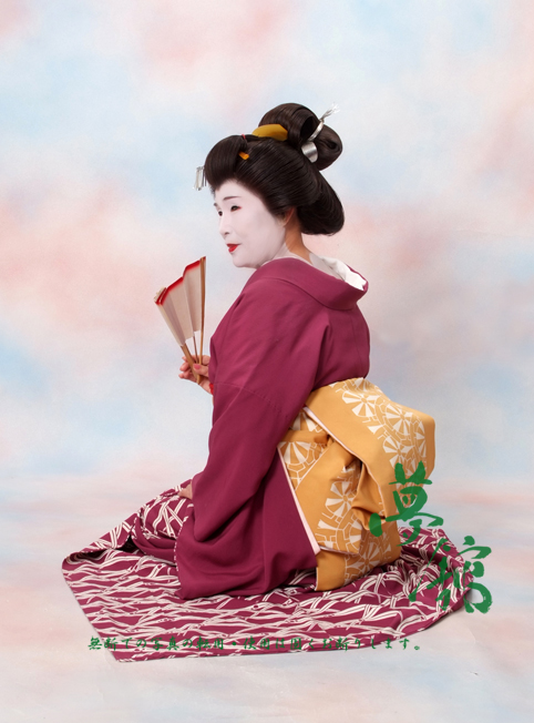 http://blog.yumeyakata.com/maiko/0608-1-2.jpg