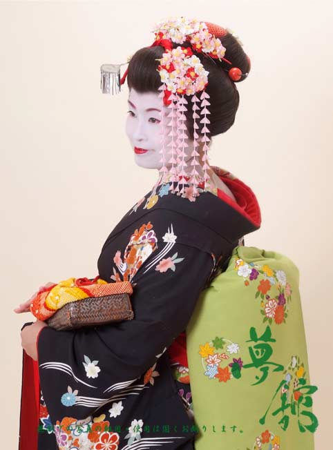 http://blog.yumeyakata.com/maiko/091031.jpg