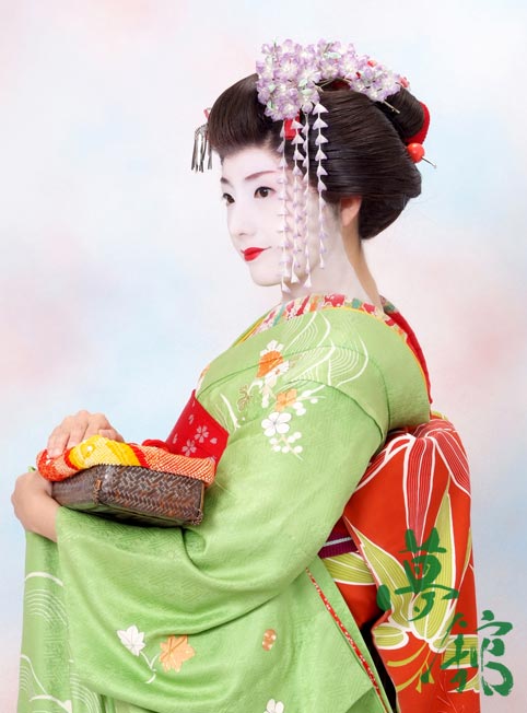 http://blog.yumeyakata.com/maiko/100101-2.jpg