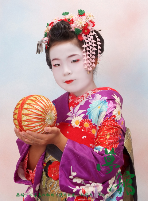 http://blog.yumeyakata.com/maiko/100101aya-2.jpg