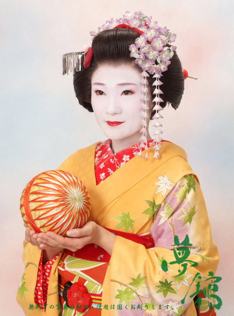 http://blog.yumeyakata.com/maiko/100108asaka-2.jpg