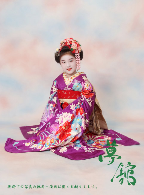 http://blog.yumeyakata.com/maiko/100807jonon-3.jpg