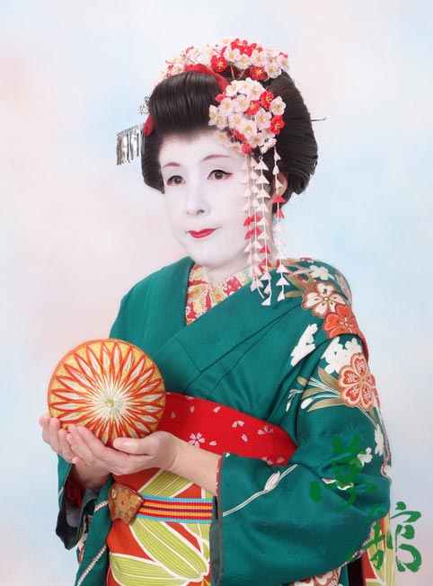 http://blog.yumeyakata.com/maiko/110307-2.jpg