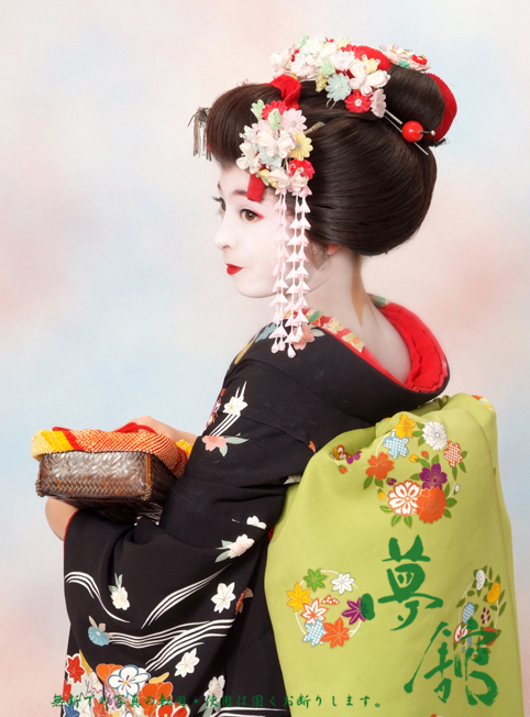 http://blog.yumeyakata.com/maiko/112004herena-2.jpg