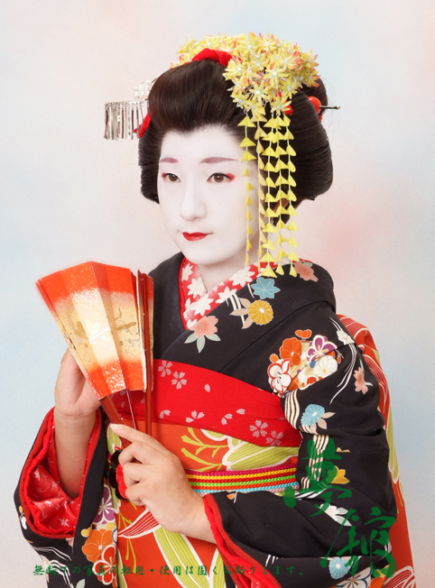 http://blog.yumeyakata.com/maiko/112101ayaka-2.jpg