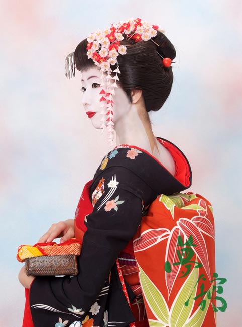 http://blog.yumeyakata.com/maiko/120508-2.jpg