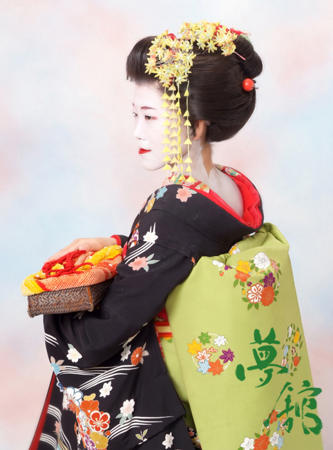 http://blog.yumeyakata.com/maiko/DSCF8218-1.jpg