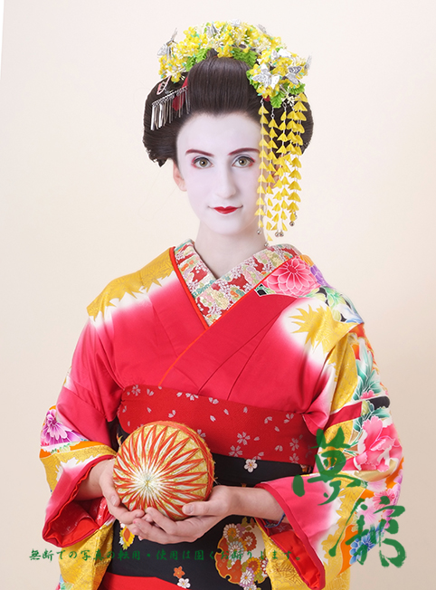 http://blog.yumeyakata.com/maiko_eng/0325-01-1.jpg